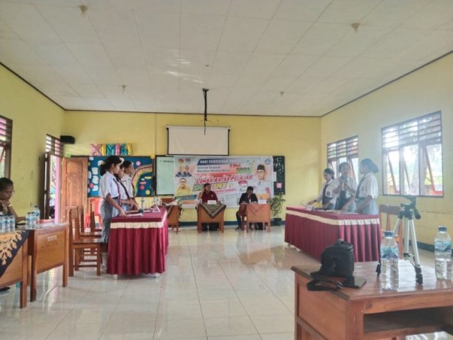 Dokumen Lomba debat Bahasa Inggris