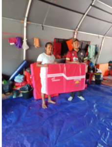 posko Bokang menerima bantuan kasur untuk mereka yang berkebutuhan khusus