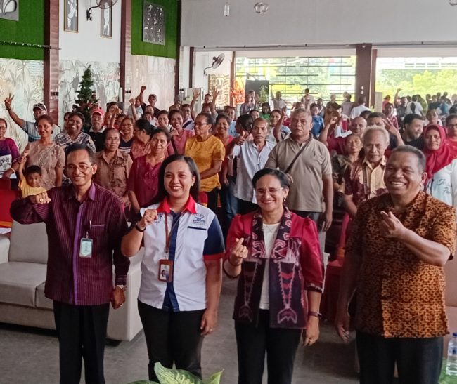 Mari bersama Swasti Sari SEJAHTERAS = Service (KepuasanMU Kebanggaan Kami)
E = Evolve (SuksesMu Kebahagiaan Kami)
J = Justice (Berdiri Sama Tinggi, Duduk Sama Rendah)
A = Advance (Terdepan Dalam Kualitas dan Kecepatan)
H = Honesty (Melakukan apa yang di katakan, Mengatakan apa yang di lakukan)
T = Togetherness (Berat sama dipikul, ringan sama di jinjing)
E = Earmark (7S "Senyum, Salam, Sapa, Sopan, Santun, Segera, Sukses")
R = Respect (Saling menghormati sesama)
A = Accountable (Berani Bertanggung Jawab Atas Ucapan Dan Tindakan)